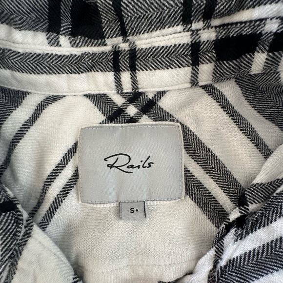 Rails Plaid Hunter Black And White Shirt - Picture 3 of 5